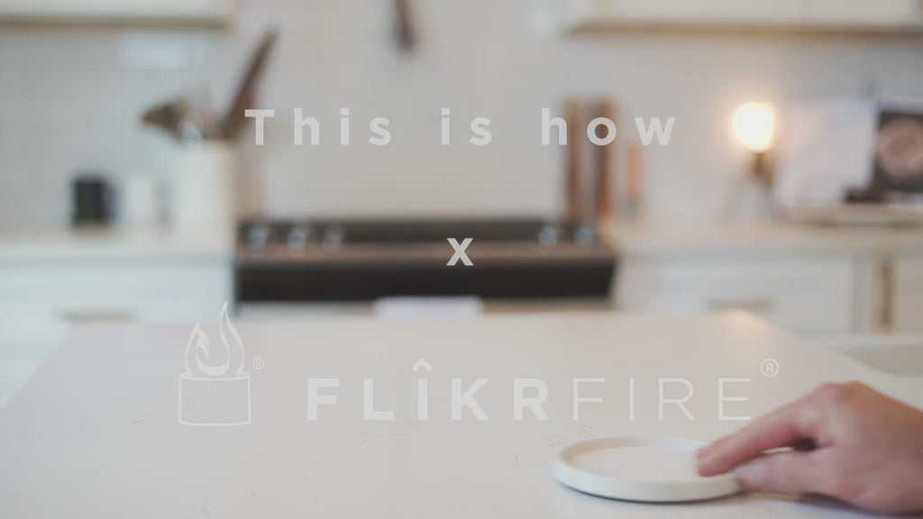 FLÎKR Fire is a personal fireplace safe for indoor and outdoor use. It's the perfect holiday gift! With just 5 ounces of 70% or 91% isopropyl rubbing alcohol and enjoy around 50 minutes of burning time. Discover more holiday gifts and other cozy home decors! 